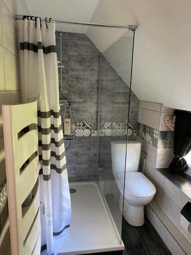 Bathroom 3, Une parenthese fleurie, Eure