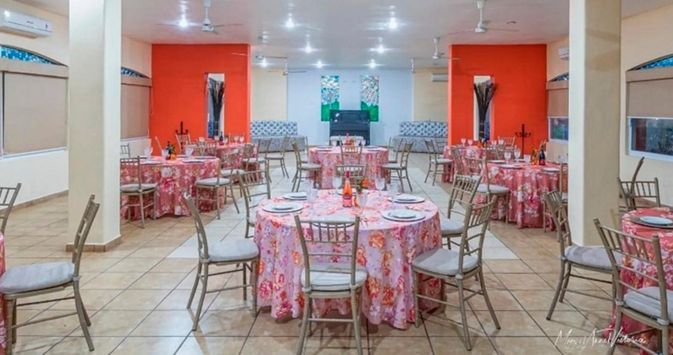 Food & Drinks 4, Hotel Yauco, El Rosario