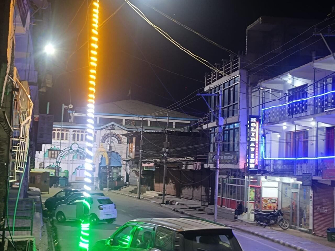 Others 3, Snow Inn Kargil, Kargil