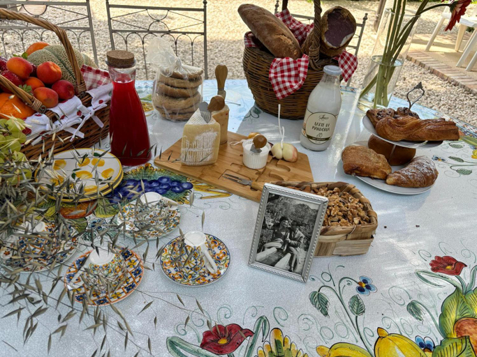 Food & Drinks 5, Vida Locrese con piscina salata, Reggio Di Calabria