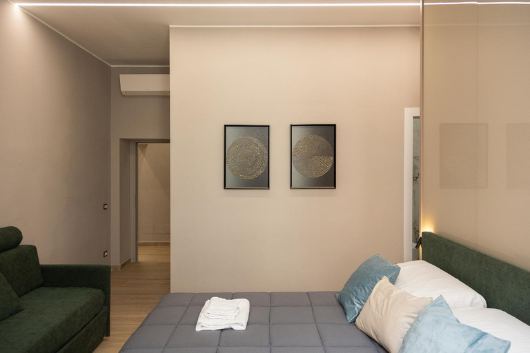 Others 2, IRON Luxury Rooms, Rome