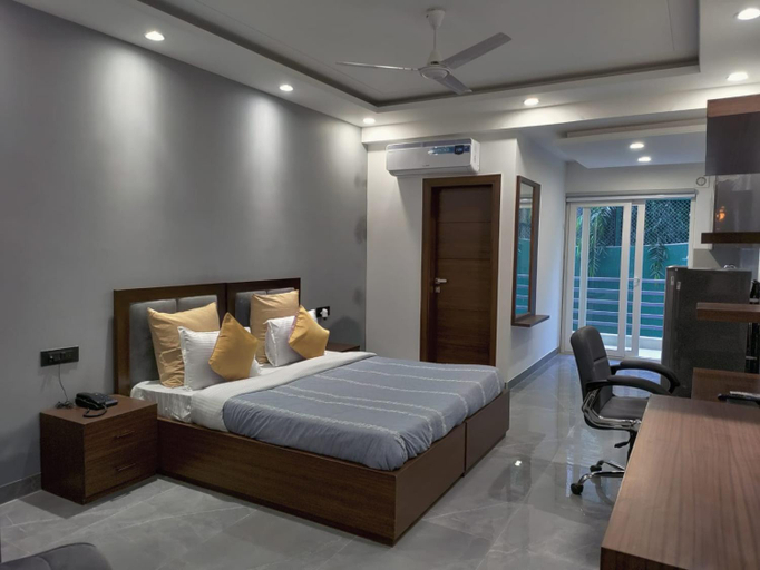 Bedroom 12