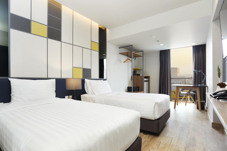 Bedroom 12
