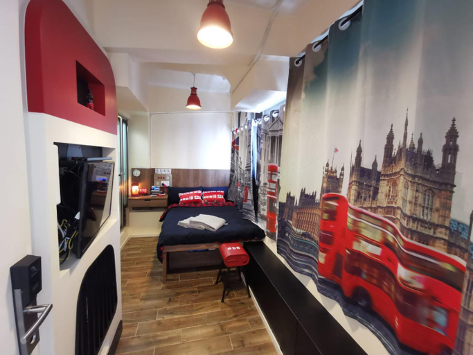 Bedroom 9