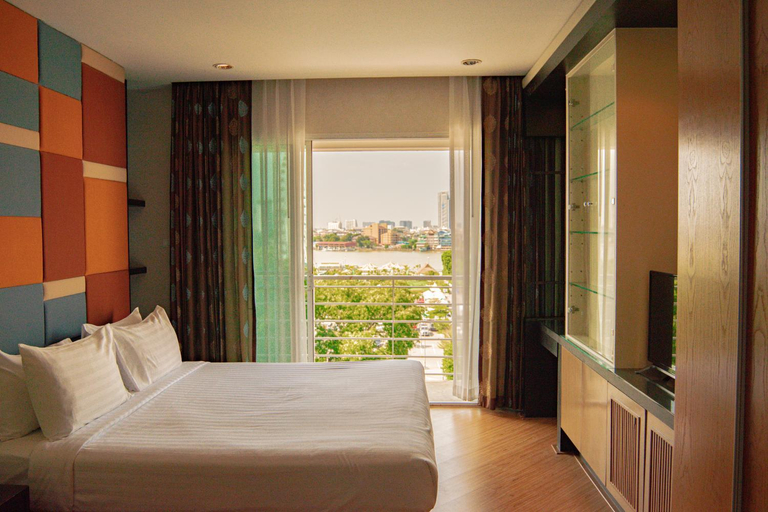Bedroom 8