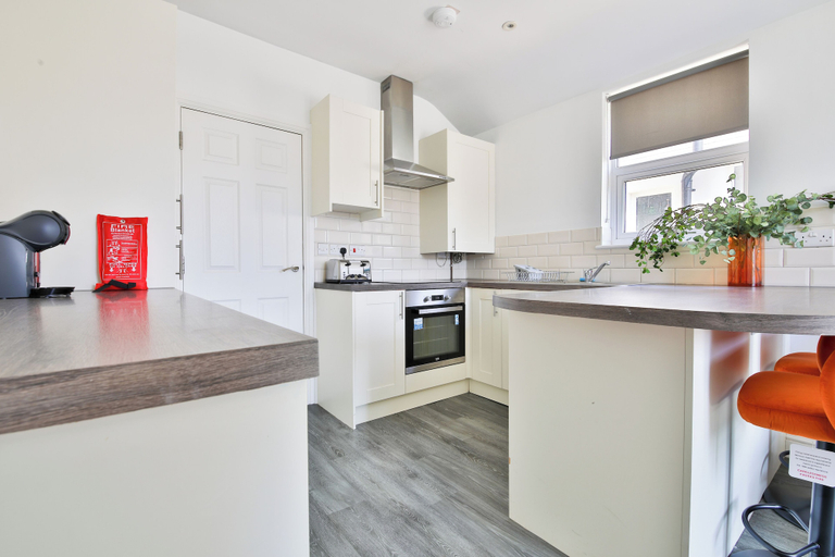 Others 5, 3 Bed Duplex in Central Pontcanna, Cardiff