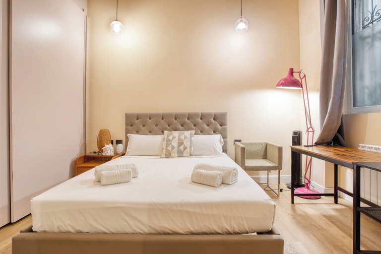 Bedroom 3, JOIVY Stylish Central Maisonette, Milano