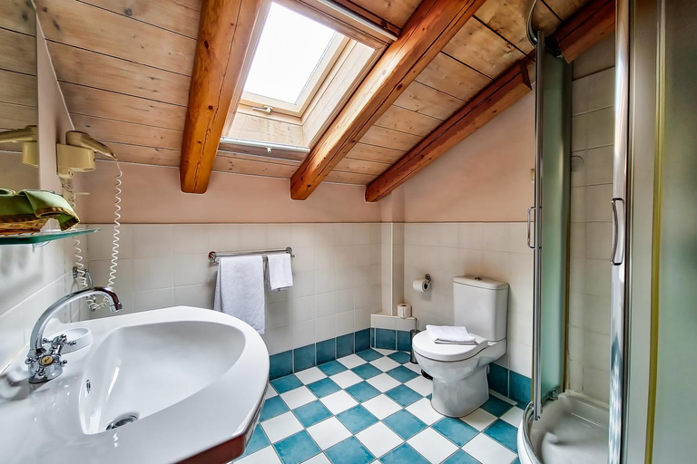 Bathroom 2, Taleton Eco Guest House, Peloponnese