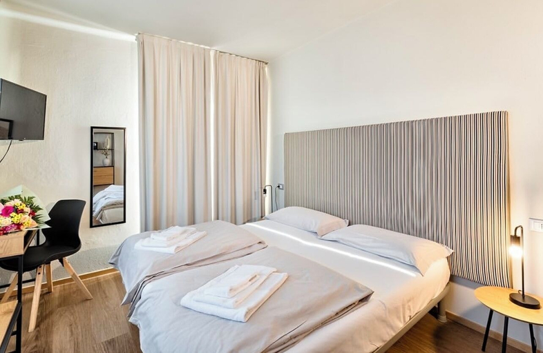 Bedroom 3, albergo aprica, Brescia