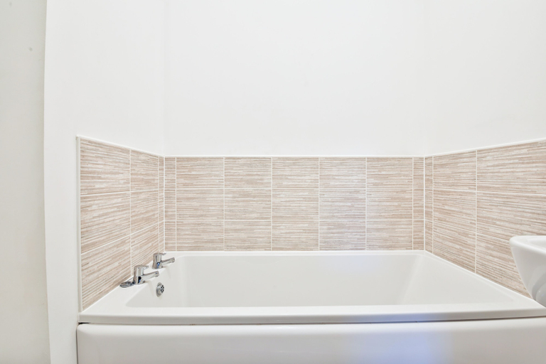 Bathroom 3, 2 Bed Flat with Parking Near Waterfront, Vale of Glamorgan