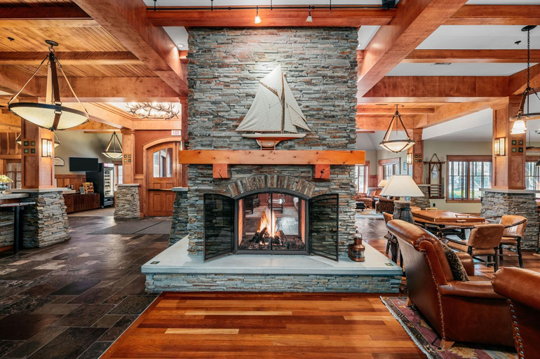 Public Area, Tamarack Lodge, Grand Traverse