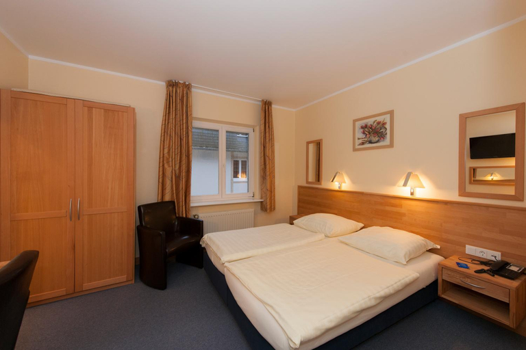 Bedroom 5