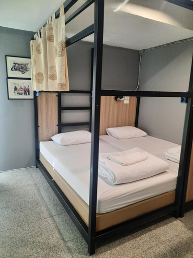 Bedroom 10