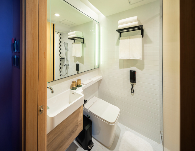 Bathroom 5