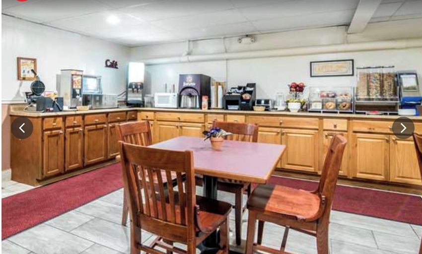Food & Drinks, Tilton Lodge Inn and Suites, Belknap