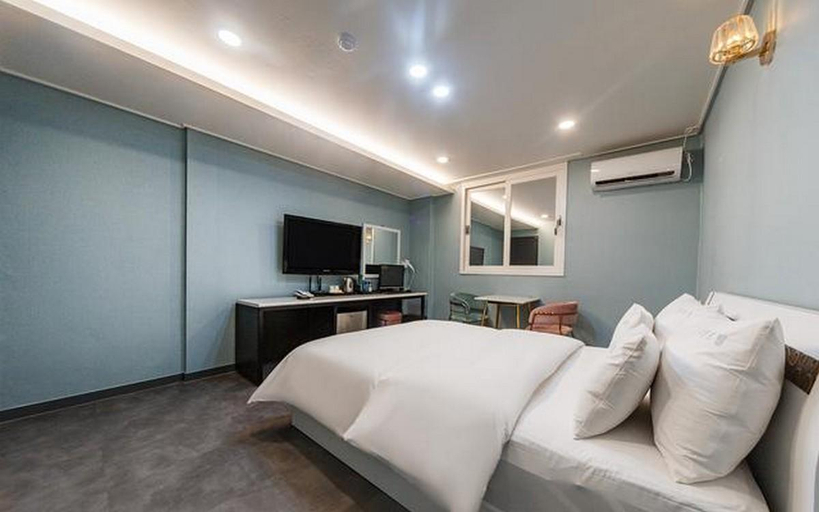 Bedroom 4, Mokpo Nine Self Check-in Hotel, Muan