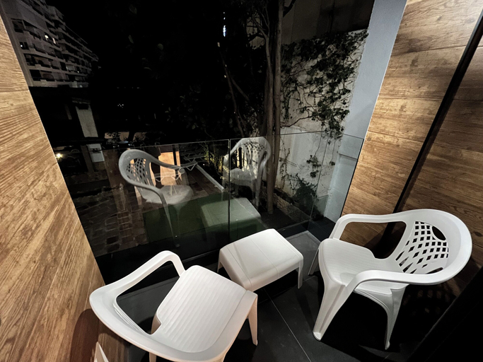 Others 5, New "Villa Albero" Boutique, Málaga