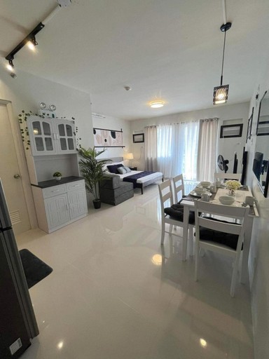 Dining Room 14
