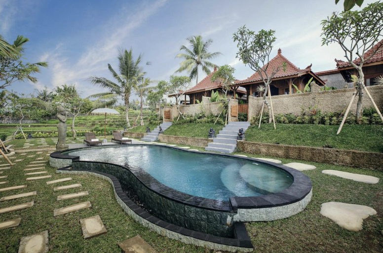 Swimming Pool 10