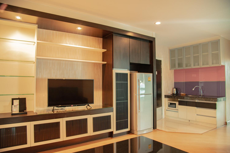 Dining Room 2