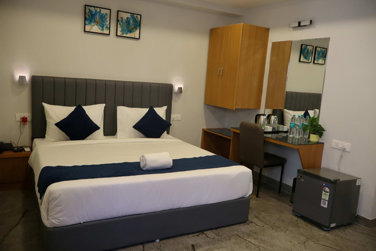 Bedroom 3, Yellow Sapphire Hotel Gachibowli, Hyderabad