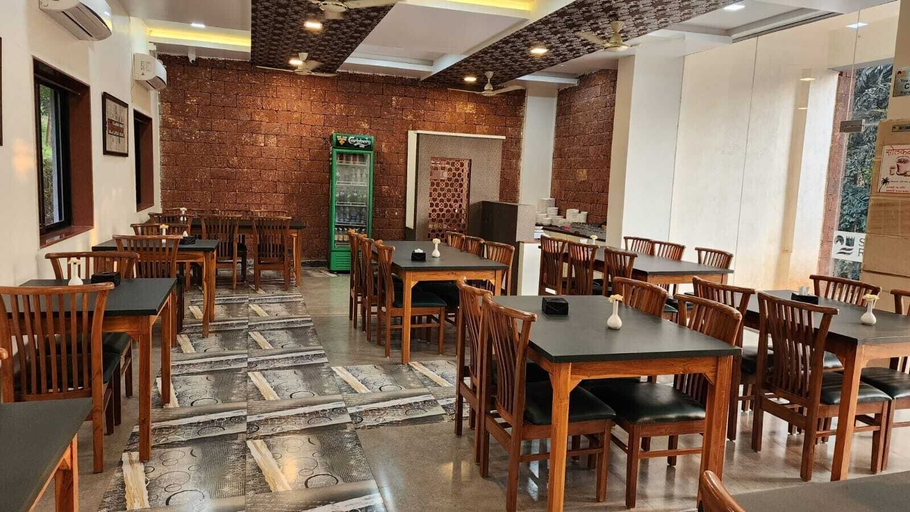 Food & Drinks 4, SeaFORT Beach Resort, Ratnagiri