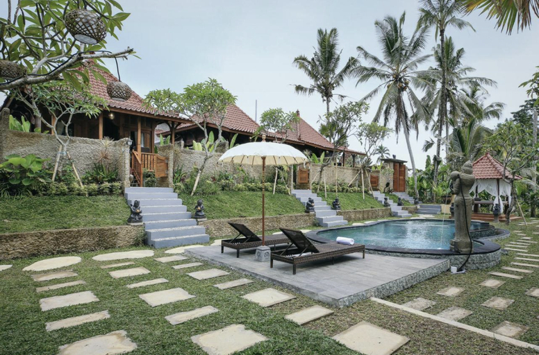 Swimming Pool 12