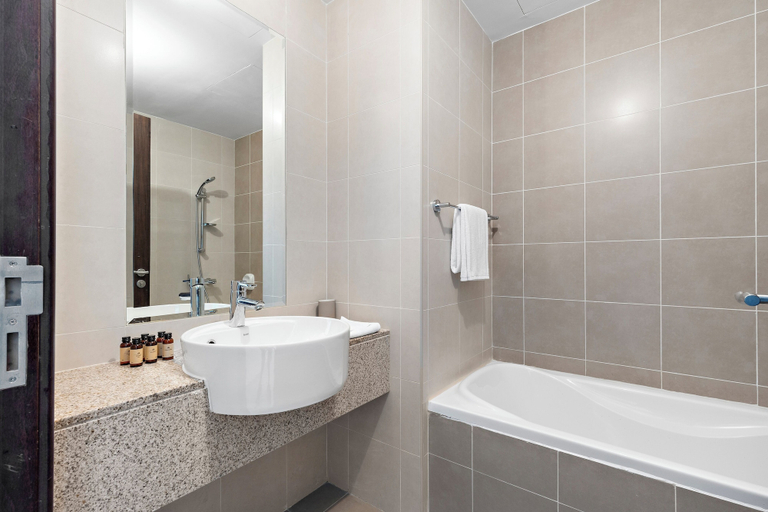 Bathroom 5, Silkhaus Sigma Tower, Abu Dhabi City
