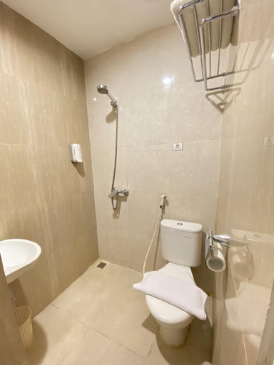 Bathroom 5