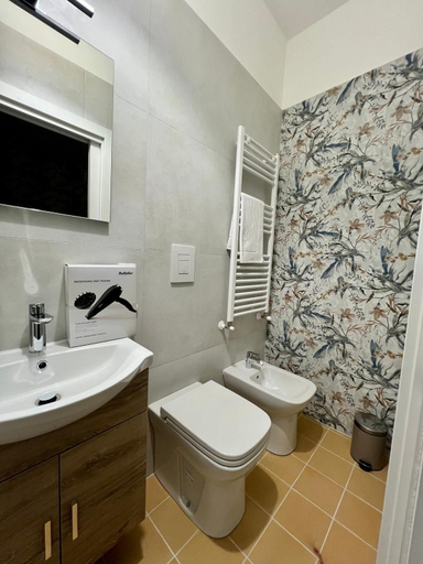 Bathroom 4, Dimora al Borgo, Salerno