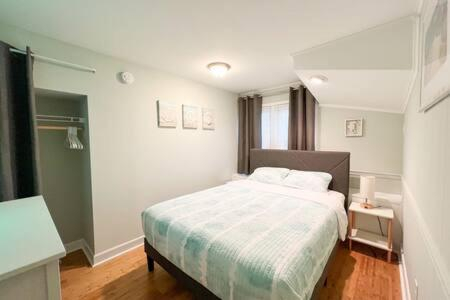 Others 2, Sunny Beach Getaway A1 Ocean Block Walk to Beach, Worcester