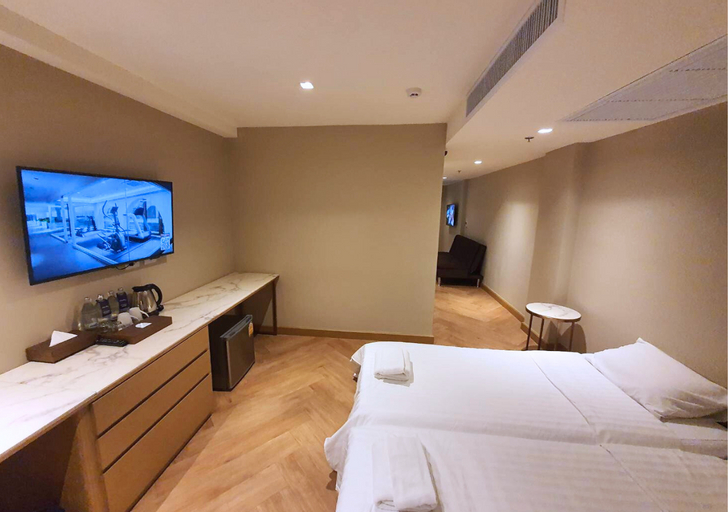 Bedroom 6