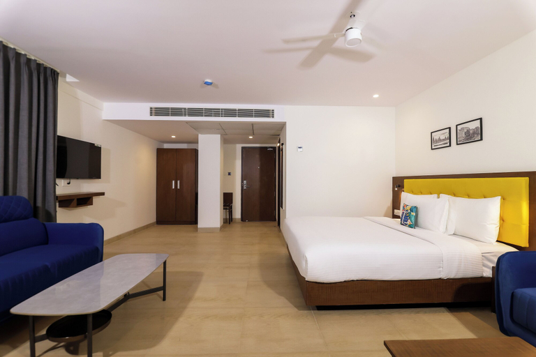 Bedroom 2, TreeHouse Vedanta Pride, Dharwad