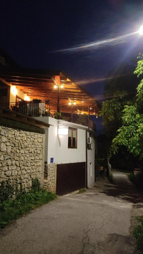 Others 2, Guest House Stevovski