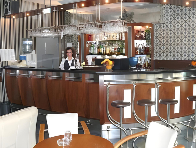 Food & Drinks 5, Diana Palace, Yambol