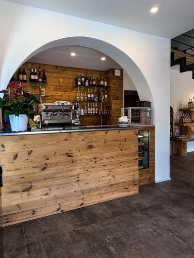 Food & Drinks 5, Maso dell Apicoltore, Trento