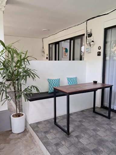 Others 3, Las casitas de Canggu, Badung