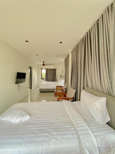 Bedroom 8