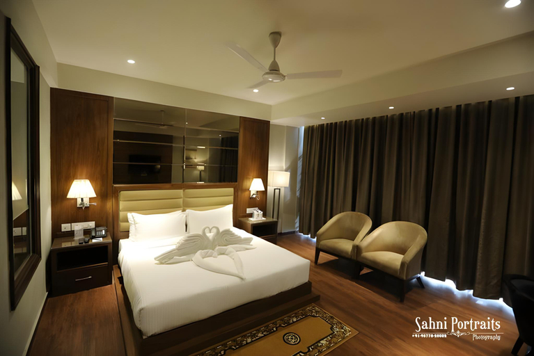 Bedroom 5, Hotel The Shaurya , Patiala