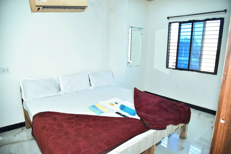 Bedroom 3, Hotel Sindur, Ujjain