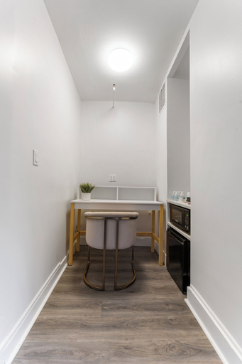 Others 5, Bay Ridge ApartHotel, New York