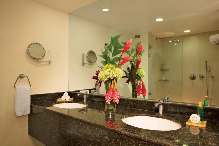 Bathroom, Dreams Huatulco Resort & Spa - All Inclusive, Dist. Pochutla