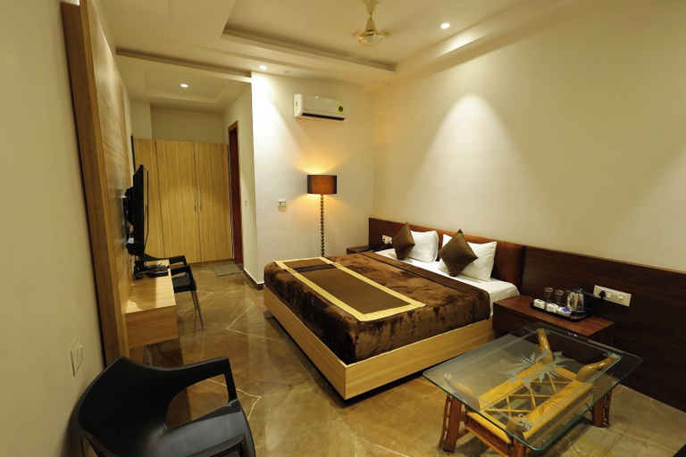 Bedroom 4, Darbar E Khas, Bareilly