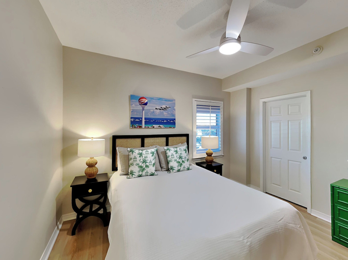 Bedroom 2, South Harbour #2F by Southern Vacation Rentals, Escambia