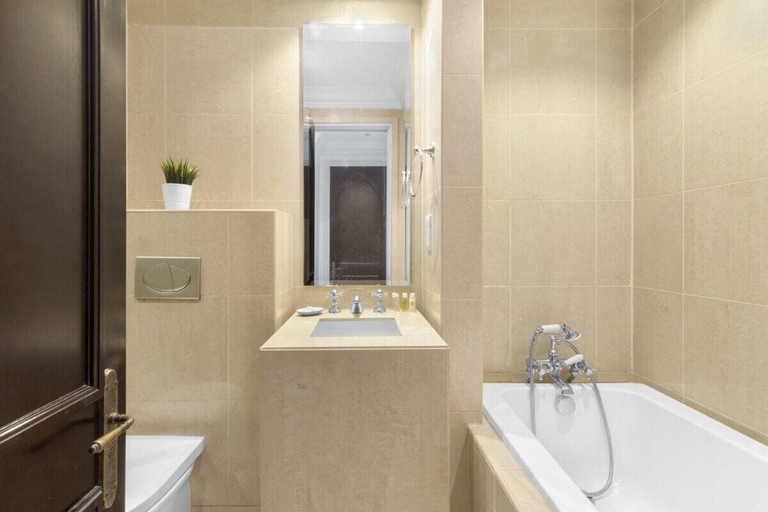Bathroom 5, Silkhaus Al Tajer G, Dubai