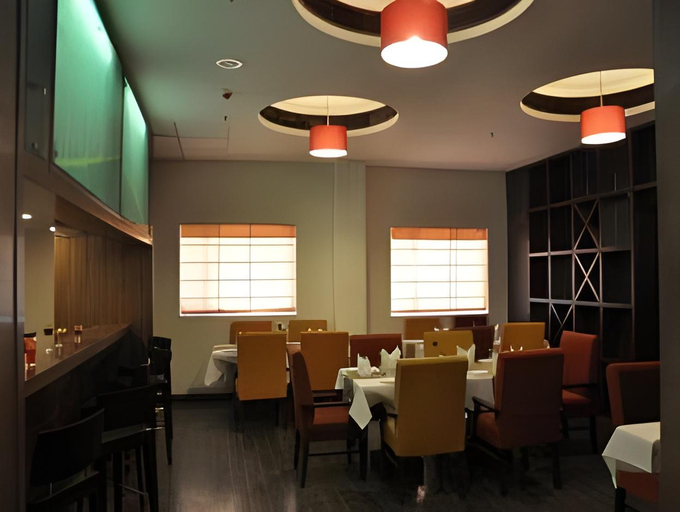 Others 5, The Maple Leaf Hotel, Lucknow