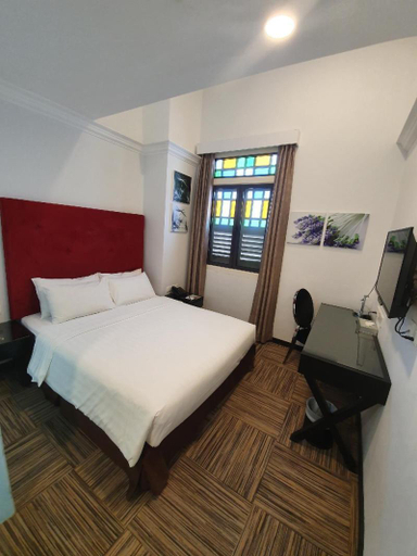 Bedroom 16