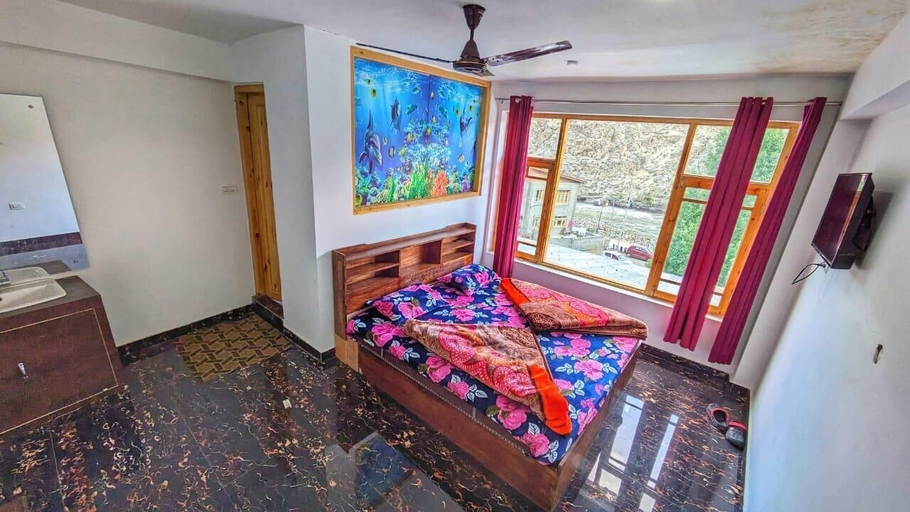 Bedroom 5, Snow Inn Kargil, Kargil