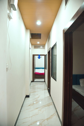 Others 1, Hotel Sindur, Ujjain