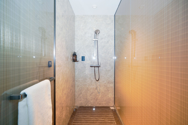 Bathroom 4, UrCove by Hyatt Xuchang Angel City, Xuchang